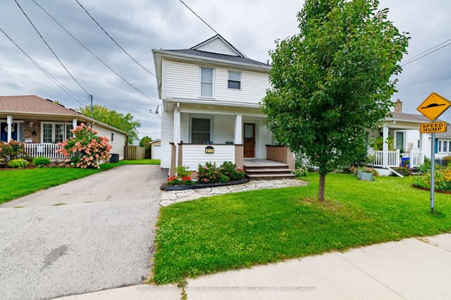 Detached at 315 AQUEDUCT Street, Welland, ON L3C 3J2