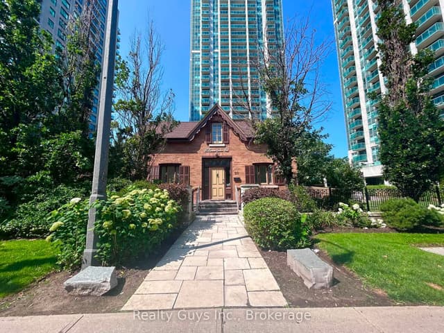 Office at 20 Harrison Garden Boulevard, Toronto, ON M2N 7K9, Toronto C14