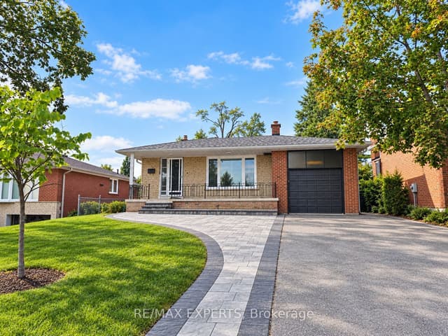 Detached at 24 Roskell Crescent, Toronto, ON M3J 1E1, Toronto W05