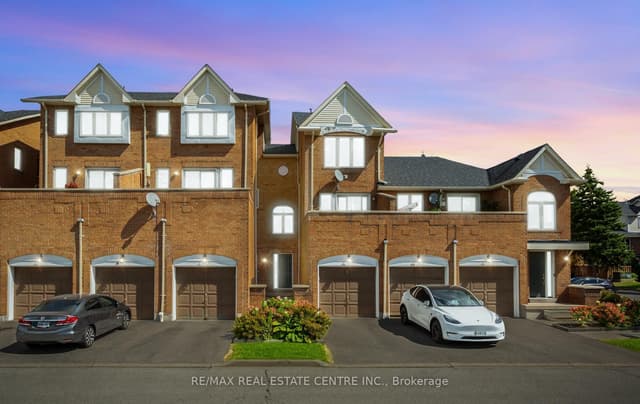 Condo Townhouse at 45 Bristol Road E 68, Mississauga, ON L4Z 3P5