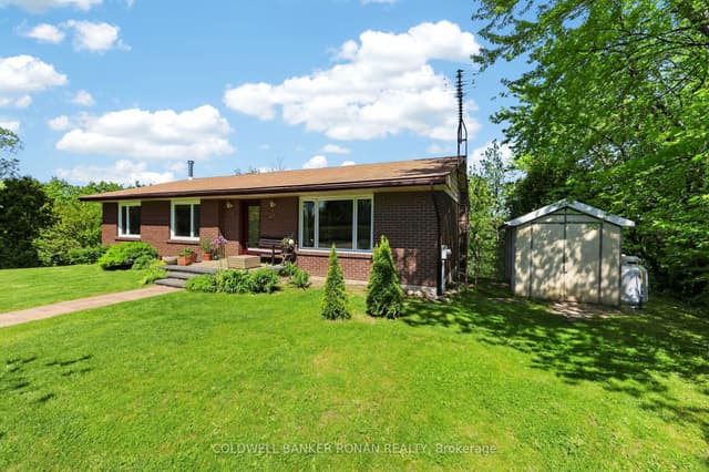 Detached at 6976 2nd Line, New Tecumseth, ON L0G 1W0