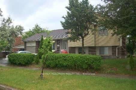 Detached at 148 Grenbeck Drive Main, Toronto, ON M1V 2H6, Toronto E07