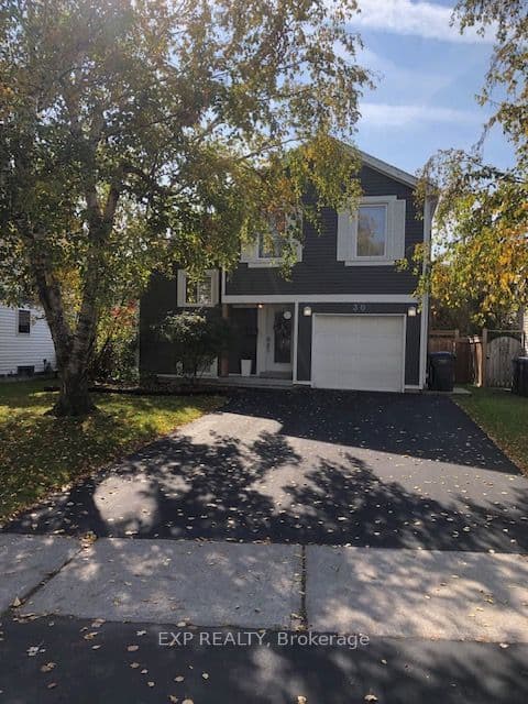 Detached at 30 Somerset Drive, Brampton, ON L6Z 1C7