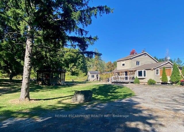 Detached at 4011 Millar Crescent, Burlington, ON L7R 3X4