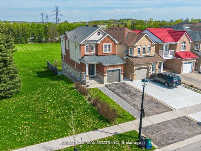 Detached at 614 Mcbean Avenue N, Newmarket, ON L3X 2L5