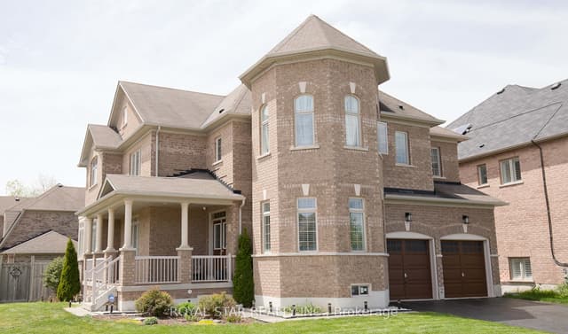 Detached at 4 Berkwood Hollow, Brampton, ON L6Y 0X6