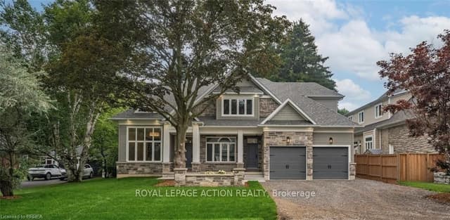 Detached at 150 St Margarets Road, Hamilton, ON L9G 2L2
