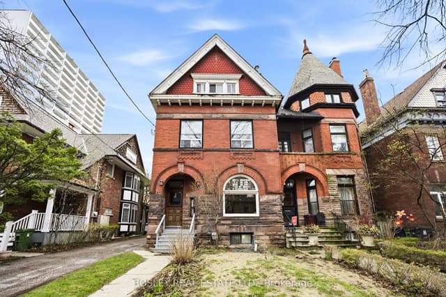 Fourplex at 85 Walmer Road, Toronto, ON M5R 2X6, Toronto C02