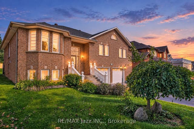 Detached at 119 Elizabeth Street, Oshawa, ON L1J 8L9