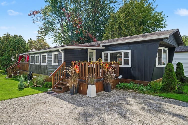 9 Saddle Avenue
