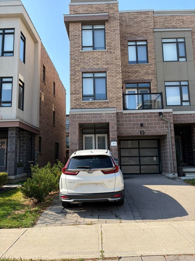 Att/Row/Townhouse at 10 Glenngarry Crescent, Vaughan, ON L6A 4Z4