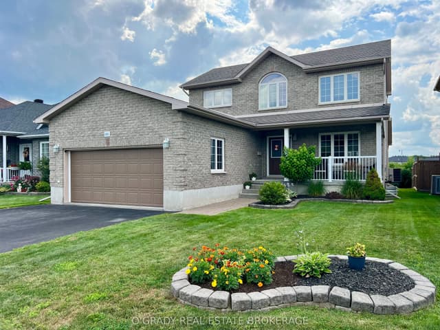 Detached at 1004 Crestwood Drive, Brockville, ON K6V 7N1