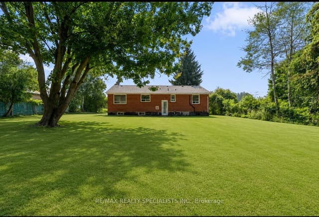 Detached at 4886 Olde Base Line Road, Caledon, ON L7C 0J9