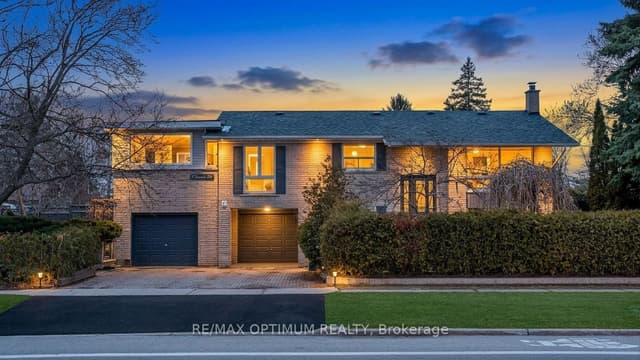 Detached at 1 Dundee Drive, Toronto, ON M3J 1H5, Toronto W05
