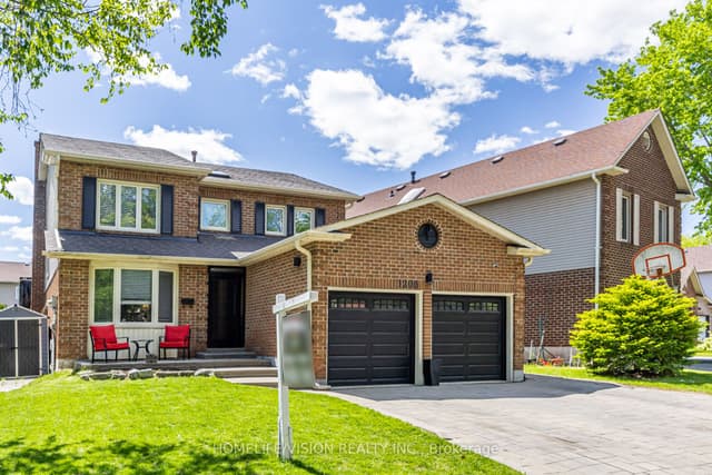 Detached at 1206 Fieldstone Circle, Pickering, ON L1X 1B4