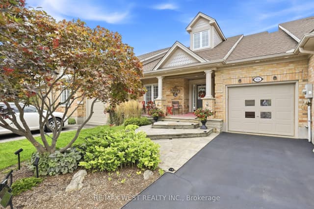 Att/Row/Townhouse at 916 Silversmith Street, London North, ON N6H 5T5