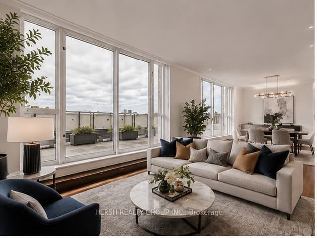 Condo Apartment at 7 Townsgate Boulevard 904, Vaughan, ON L4J 7Z9