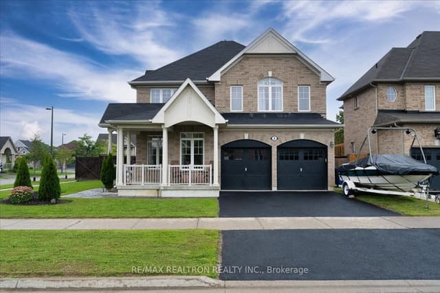 Detached at 2 Bamburg Street, Georgina, ON L0E 1R0
