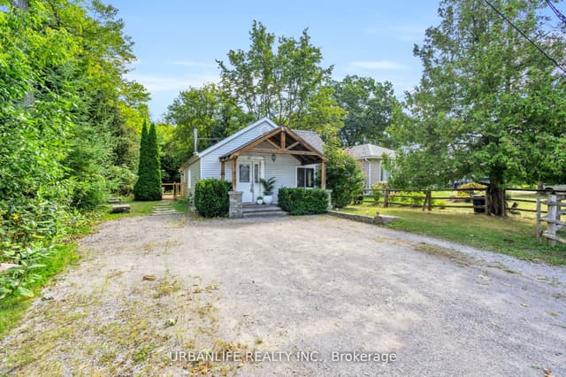 Detached at 21 Oak Avenue, East Gwillimbury, ON L9N 1A6