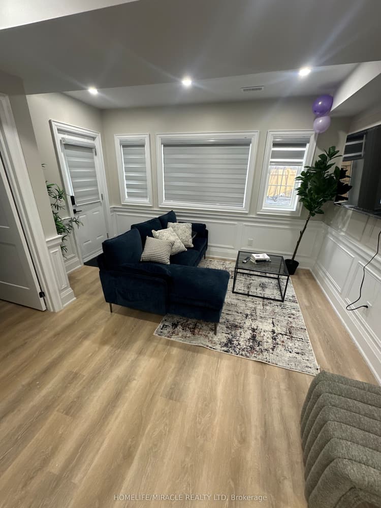 60 Deer Ridge Trail