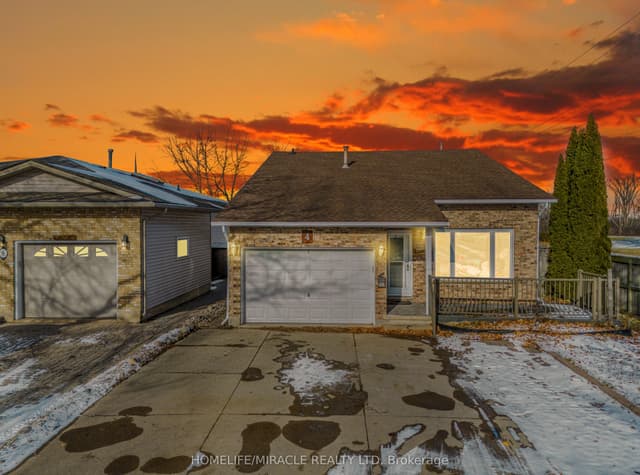 Detached at 4 Eastwood Drive, Welland, ON L3C 6W3