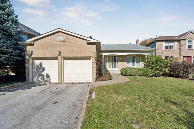 Detached at 87 Peevers Crescent, Newmarket, ON L3Y 7T2