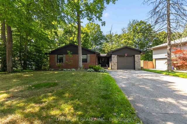 Detached at 836 Manchester Road, London North, ON N6H 4J6