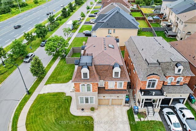 Detached at 29 Black Diamond Crescent, Brampton, ON L6X 1A2