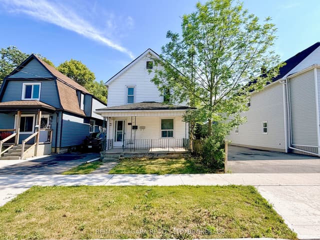 Duplex at 21 Fifth Street, Welland, ON L3B 4Z4