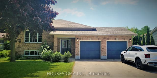 Detached at 14 Church Street, Kincardine, ON N0G 2T0