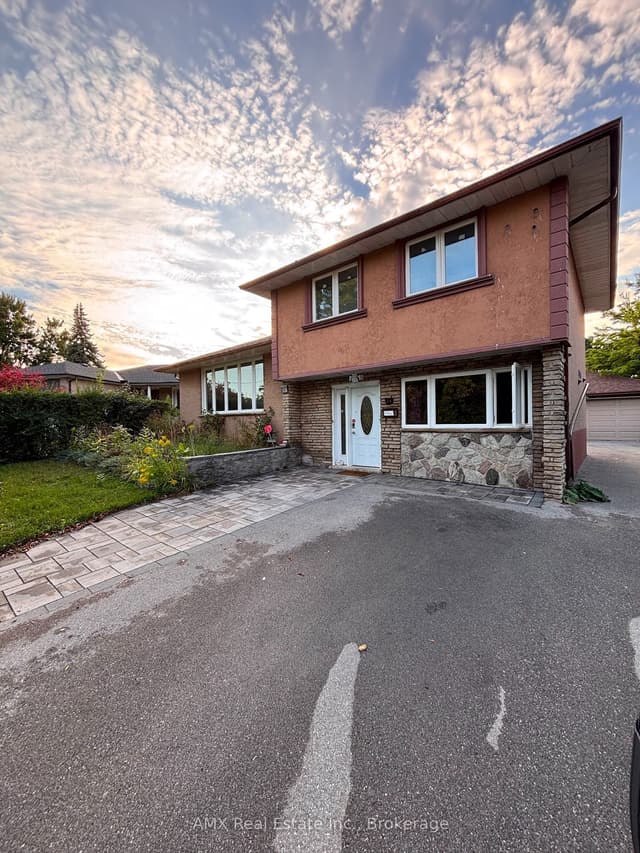 Detached at 14 Camperdown Avenue, Toronto, ON M9R 3T4, Toronto W09
