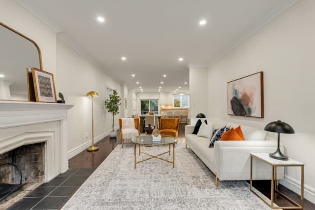Detached at 122 Brentcliffe Road, Toronto, ON M4G 3Y9, Toronto C11