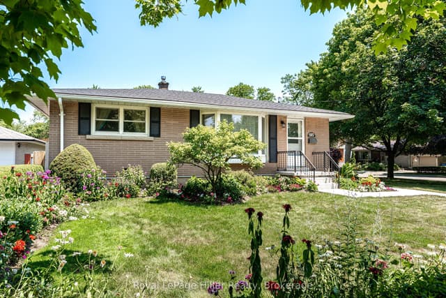 Detached at 185 Strachan Street, Stratford, ON N5A 2B4