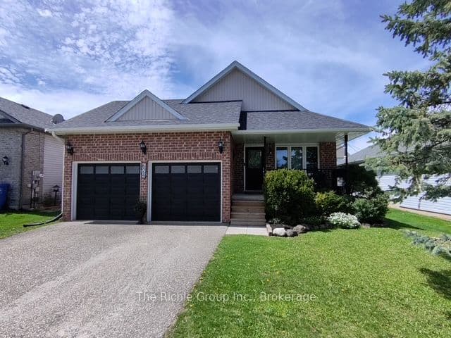 Detached at 624 Cedar Street W, Shelburne, ON L9V 2W6