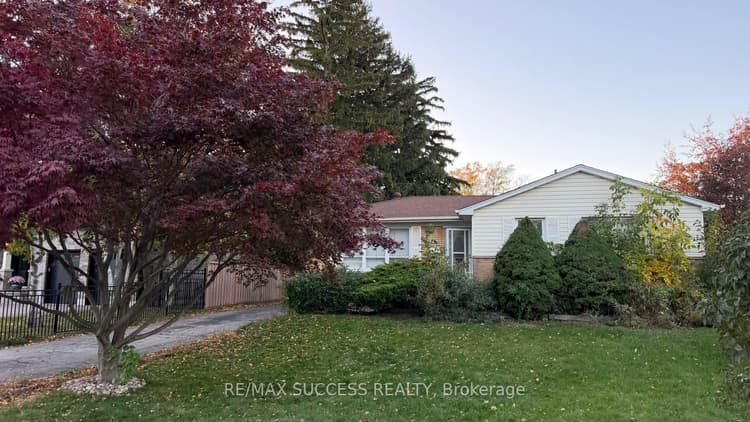 541 Wingrove Crescent
