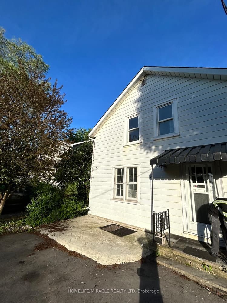 37 Clarence Street