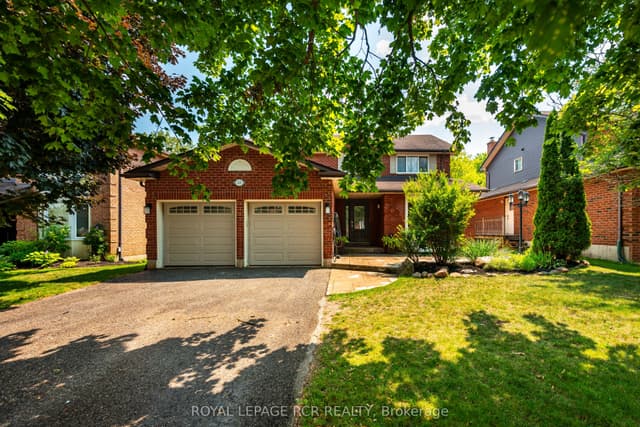 Detached at 113 Meadow Drive, Orangeville, ON L9W 4J7