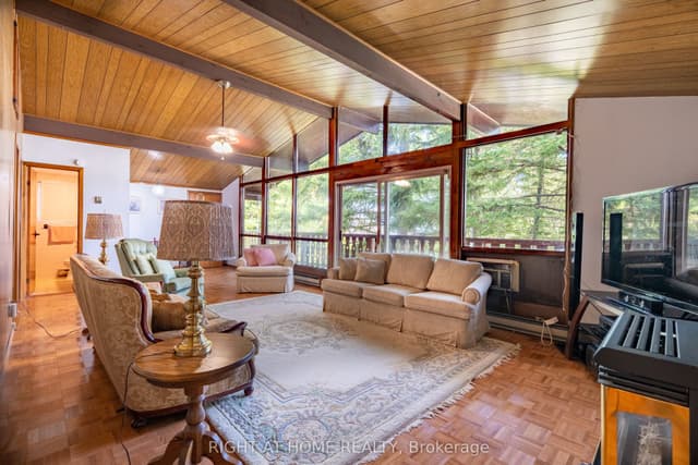 Detached at 25 William Avenue, Wasaga Beach, ON L9Z 2X3
