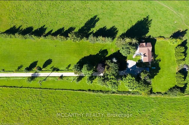 Detached at 307517 Centre Line A, Grey Highlands, ON N0C 1L0