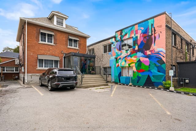 Office at 1395 Bayview Avenue 201, Toronto, ON M4G 3A6, Toronto C11