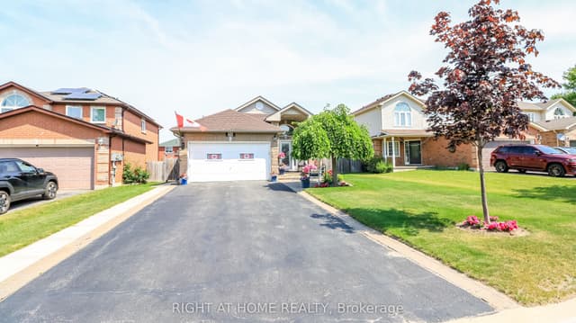 Detached at 36 Benjamin Lane, Barrie, ON L4N 0S2
