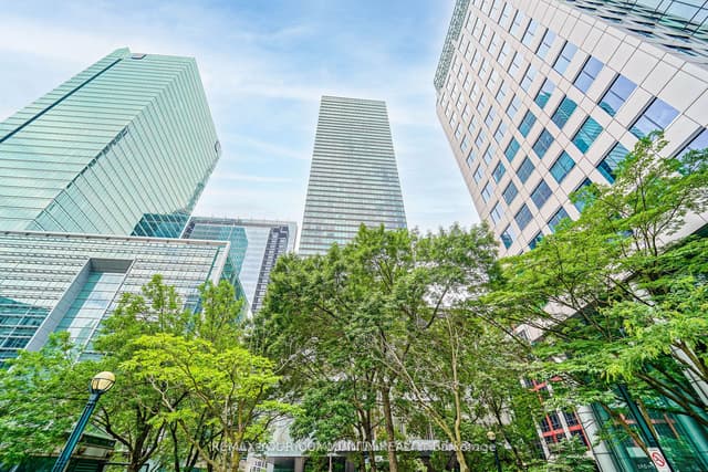 Condo Apartment at 183 Wellington Street W 3903, Toronto, ON M5V 0A1, Toronto C01