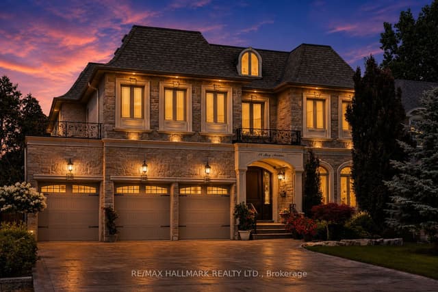 Detached at 34 May Avenue, Richmond Hill, ON L4C 3S6