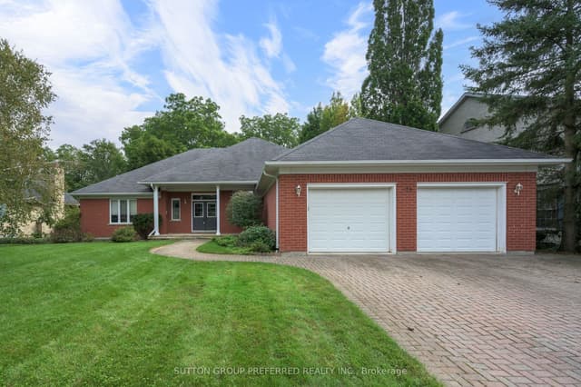 Detached at 179 Carriage Hill Drive N, London North, ON N5X 3W8