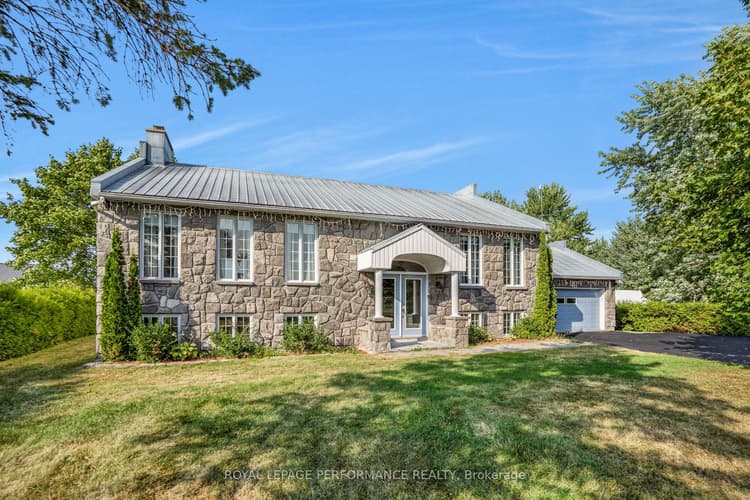 123 Ch Du Domaine Road