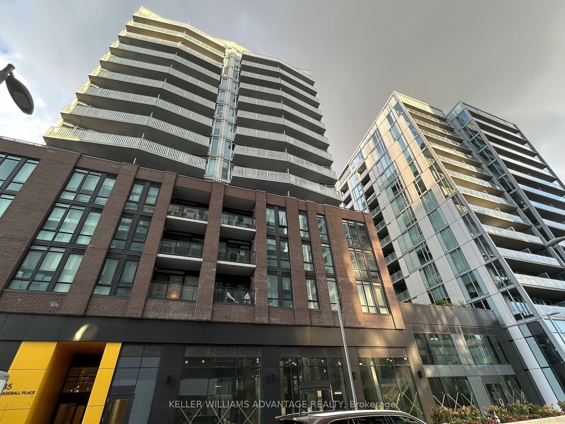 Suite 407 · Floor 4, Unit 407 · 45 Baseball Pl