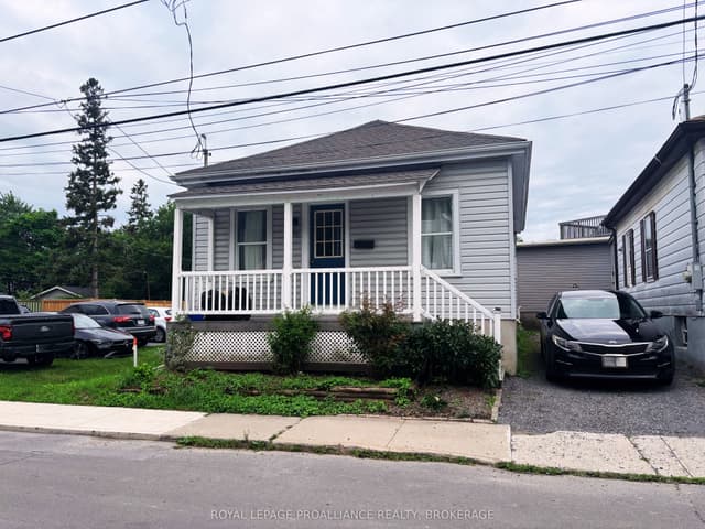 Detached at 112 Main Street, Kingston, ON K7K 3Y8