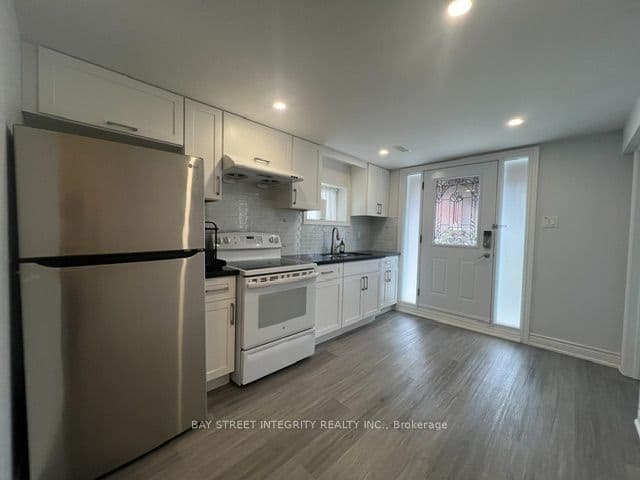 Detached at 4736 Wild Rose Street, Mississauga, ON L5M 5M6
