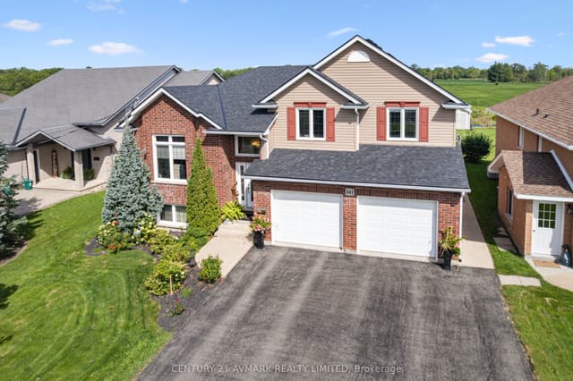 Detached at 541 Barrick Road, Port Colborne, ON L3K 4C1