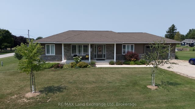 Detached at 42 John Street, Morris Turnberry, ON N0G 1E0